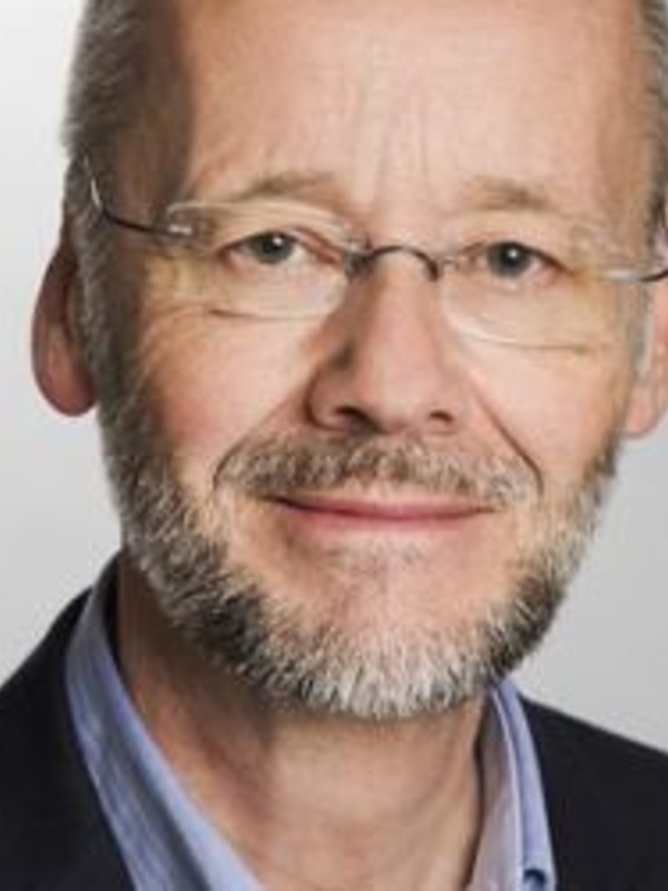 Dr Carsten  Paludan-Miller